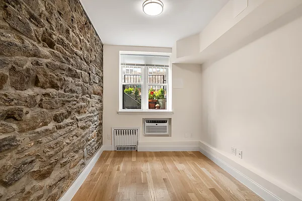 Rented by Brown Harris Stevens | media 7