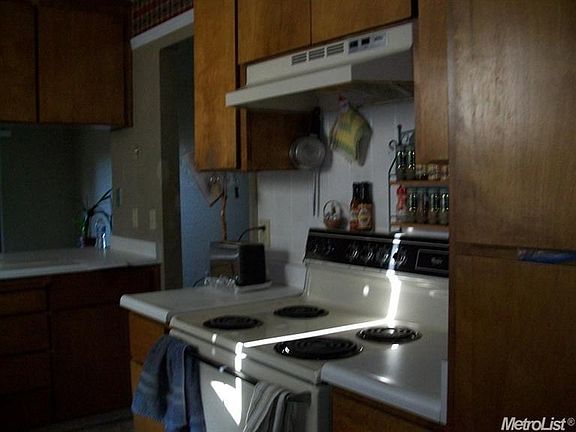 5th image of 1407 Bordeau Dr