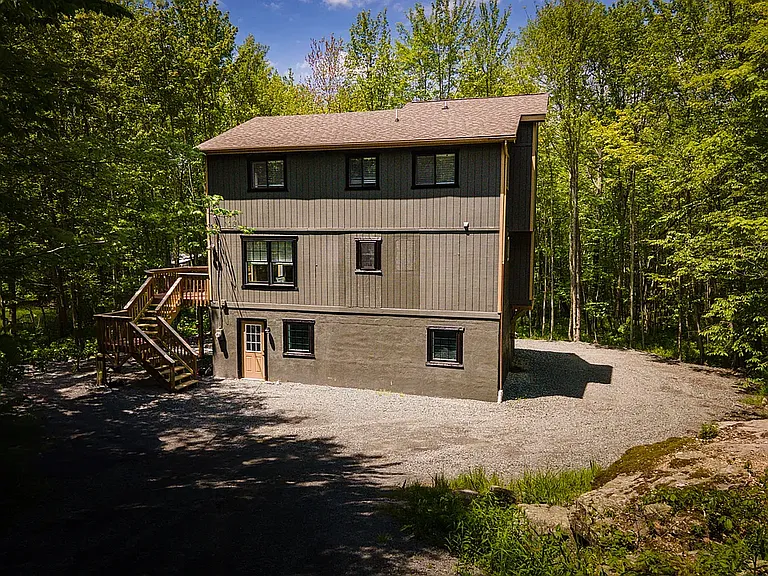 1678 Windemere Ln — Photo 1
