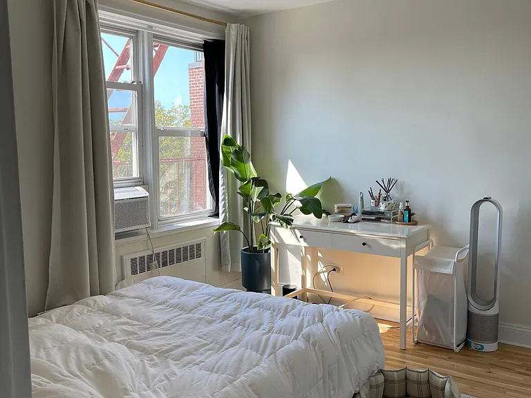 394 Avenue S #6A — Photo 4