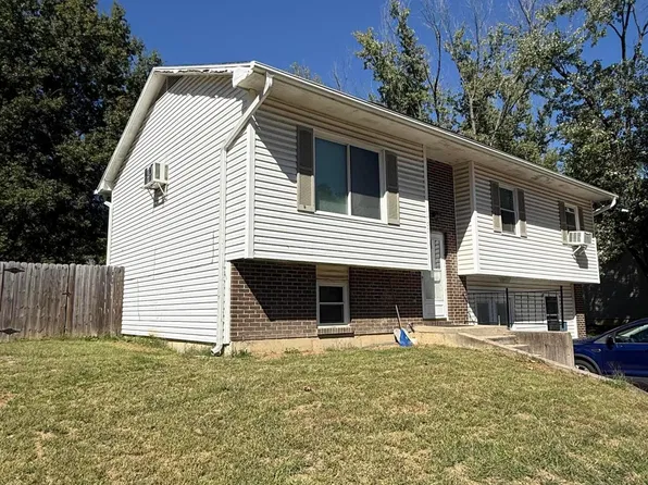 1705 W Boris Dr, Columbia, MO 65203