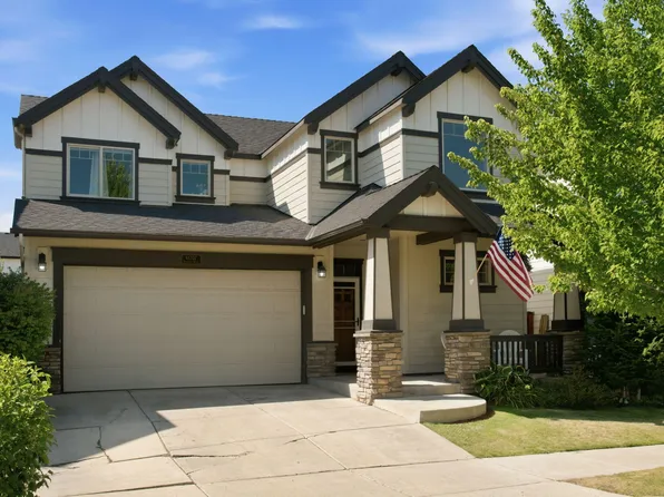 61202 Dayspring Dr, Bend, OR 97702
