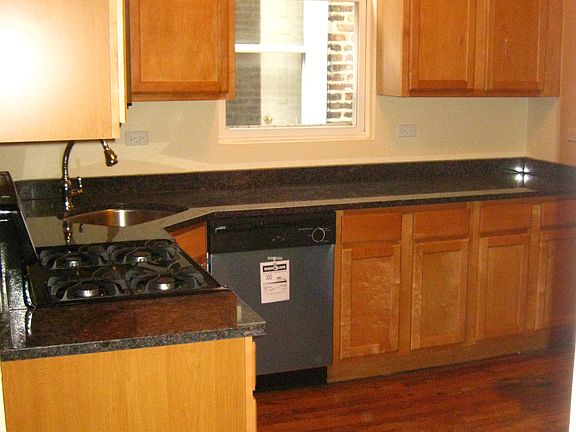 3rd image of 1502 S Homan Ave APT 1