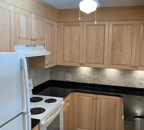 2nd image of 34 Babcock St #44