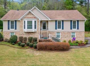 1112 Marie Dr, Leeds, AL 35094