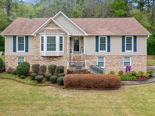 1112 Marie Dr, Leeds, AL 35094