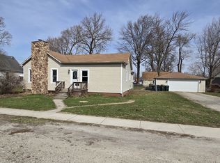 170 W Maple St, Coal City, IL