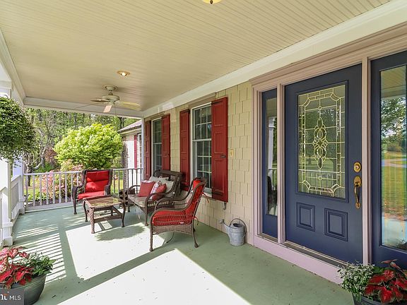 3rd image of 4094 Willey Dr