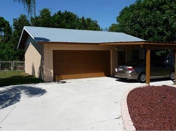 2nd image of 220 Gulf Dr