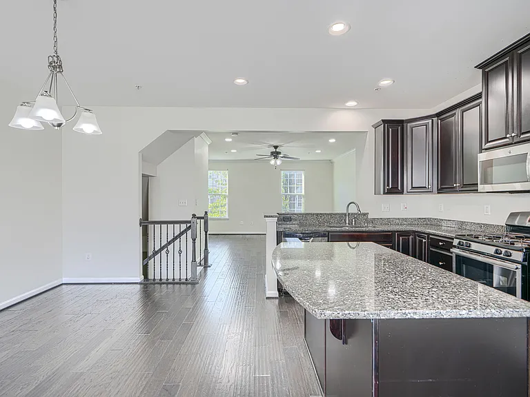 7336 Summit Rock Rd — Photo 20