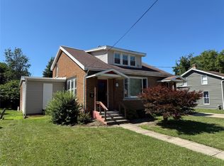 113 Clinton St, North East, PA