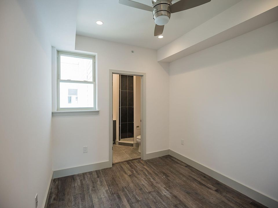 1st image of 3716 Haverford Ave #5