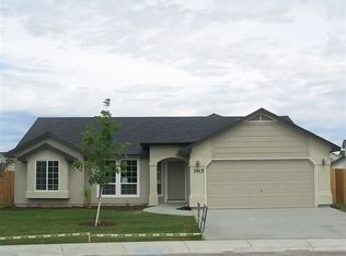 3997 N McKinley Park, Meridian, ID 83646