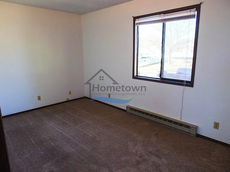4424 W Redding Rd — Photo 15