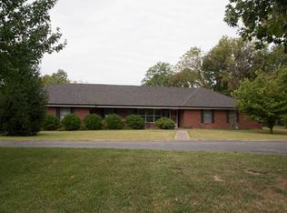 115 Riverview Dr, Glasgow, MO 65254