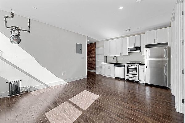1st image of 720 W 181st St APT 68
