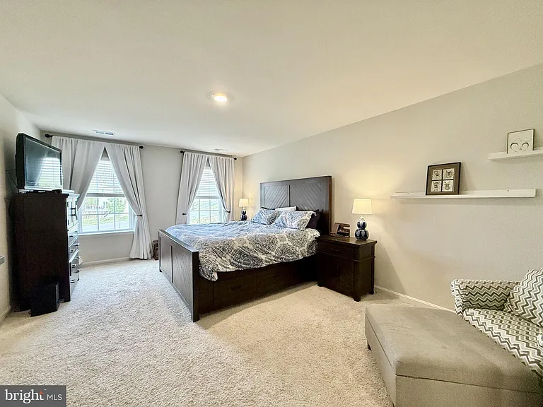 311 Rock Raymond Dr — Photo 24