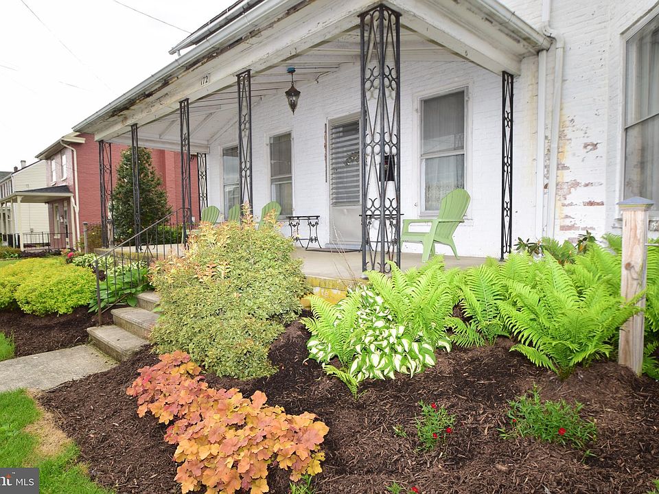 1st image of 172 W Main St