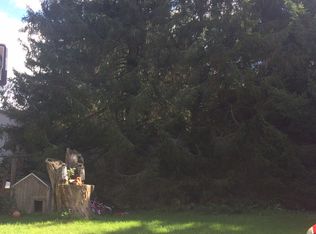 3707 Riverview Dr, Two Rivers, WI 54241