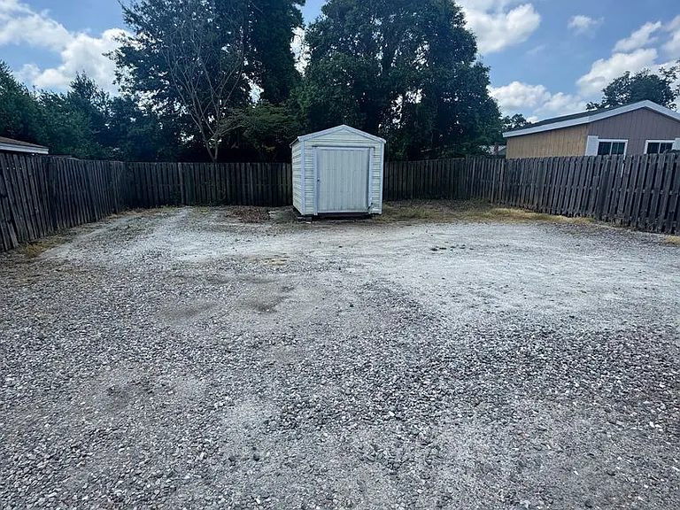 1804 Central Ave — Photo 9