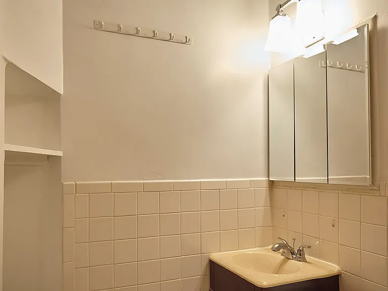 319 W 76th St #5A — Photo 17