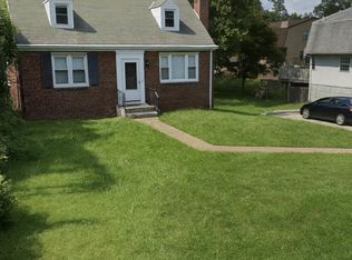 120 Overhill Ave, Philadelphia, PA 19116