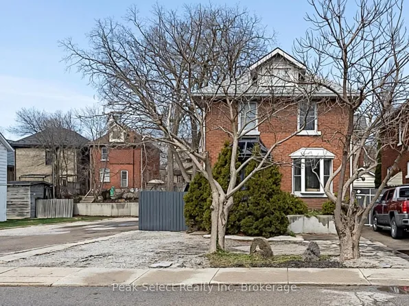 14 Rebecca St, Stratford, ON N5A 3P1