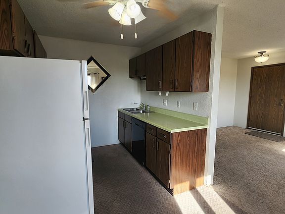 5th image of 2900 Autumn Dr #301