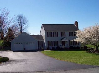 402 Willowood Dr, Vinton, VA 24179