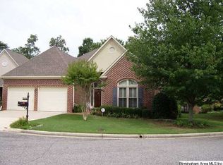 2205 Sterling Ridge Cir, Vestavia, AL 35216