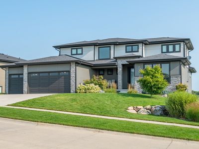 735 Belmont Blvd, Waukee, IA, 50263