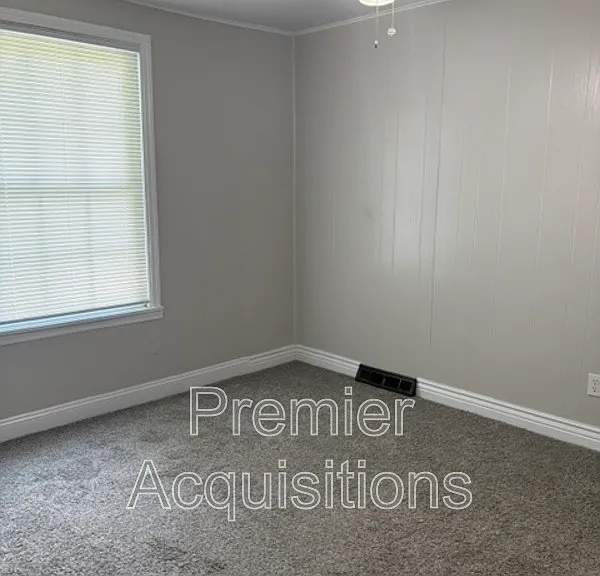 2108 Fernwood Pl — Photo 5
