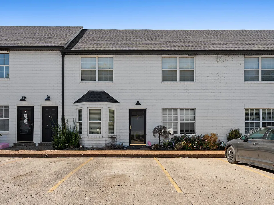 109 Harris Ln #21