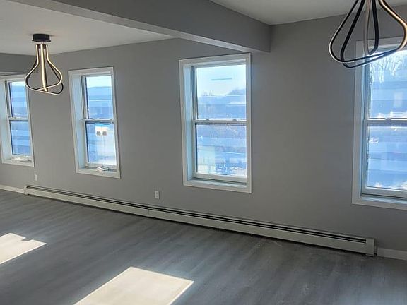4th image of 230 Broadway #2B