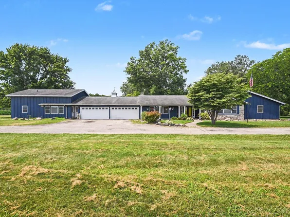17220 Shively Rd, Bremen, IN 46506