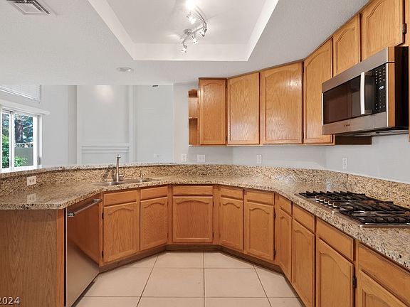 3rd image of 2648 Huber Heights Dr