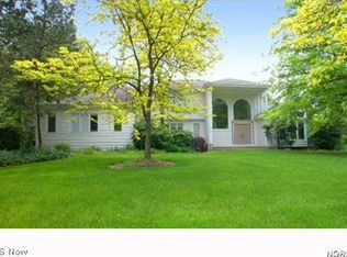 31100 Woodall Dr, Solon, OH 44139