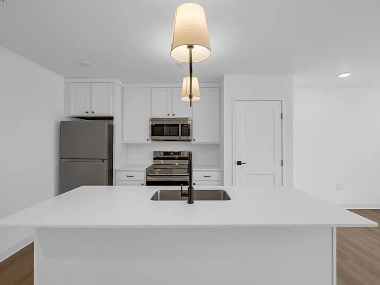 Launch Townhomes — Photo 3