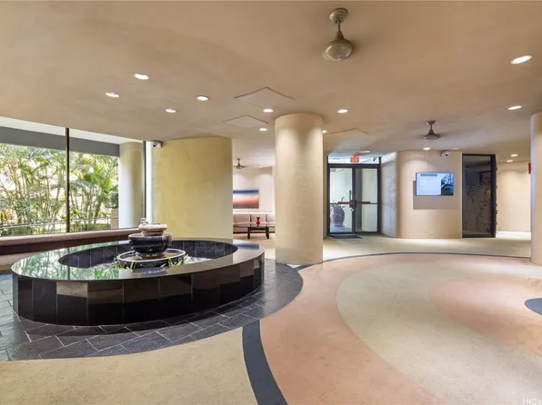 2101 Nuuanu Ave #I2506, Honolulu, HI 96817