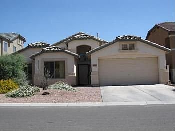 4th image of 935 E Penny Ln