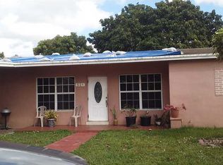 521 W 33rd St, Hialeah, FL 33012