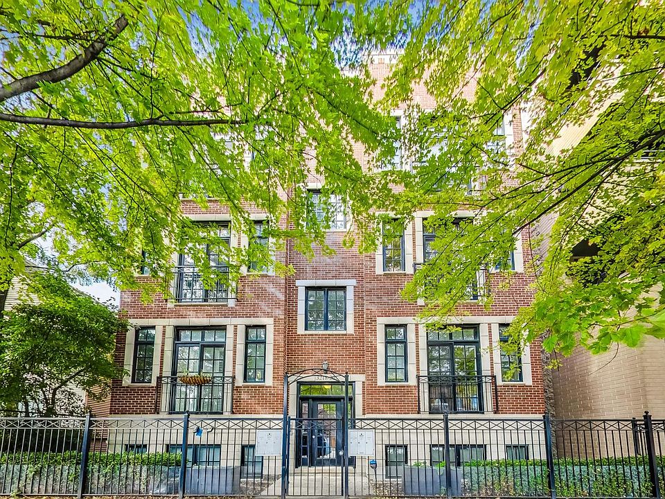 1st image of 3218 N Damen Ave #2S