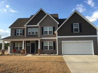 135 Pamlico Dr, Holly Ridge, NC 28445