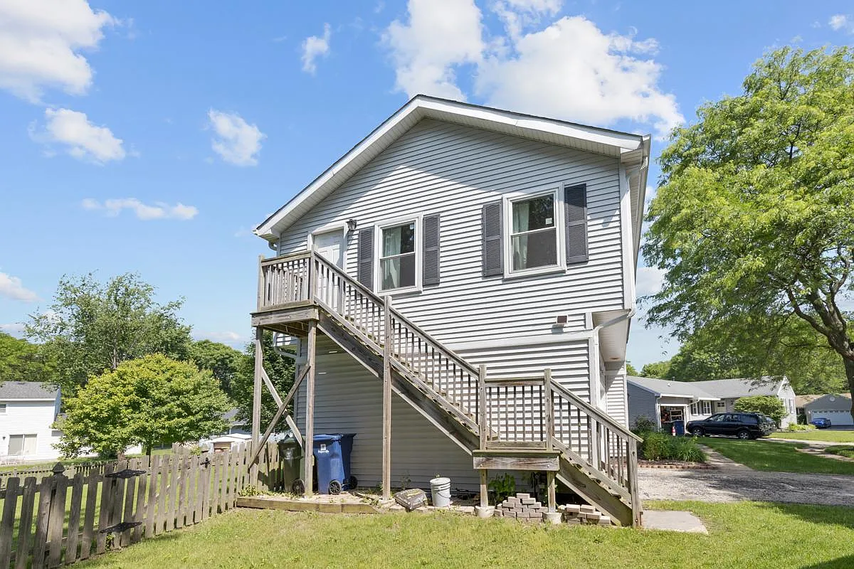1719 Butler Ct photo 1