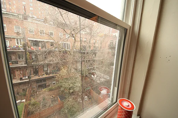 Rented by Bien Realty Ltd | media 46