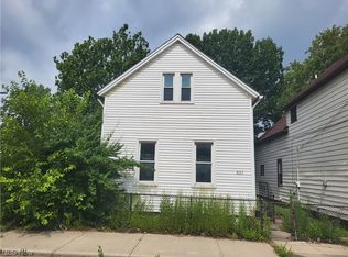 3672 Sykora Rd, Cleveland, OH 44105