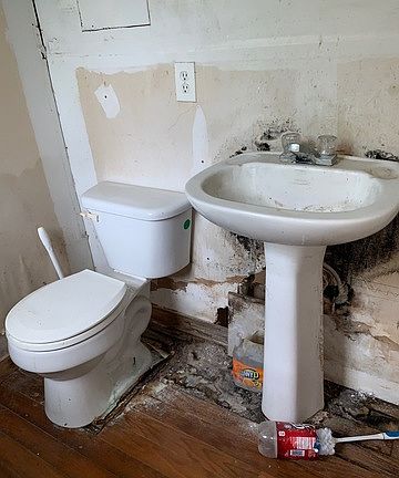 2nd image of 708 N Hamilton St