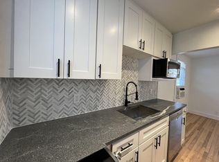 822 1st St #11091332, Neptune Beach, FL 32266