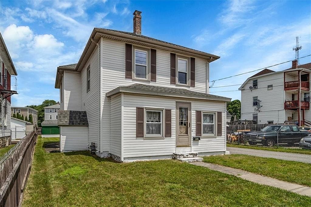 414 Logee St, Woonsocket, RI 02895 Zillow