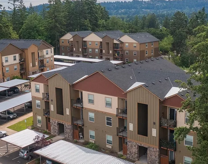 Webster Ridge Apartments — Photo 1